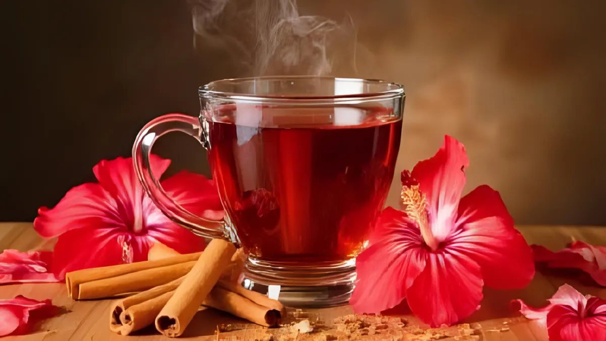Chá de hibisco com canela Chá de Hibisco com Canela